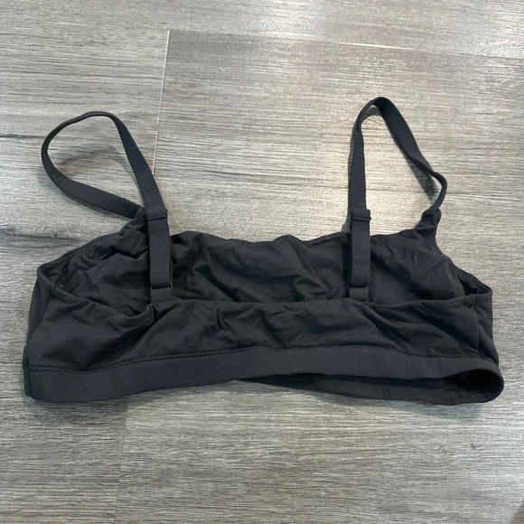 Skims Fits Everybody Scoop Neck Bra Onyx Size M - Picture 3 of 4